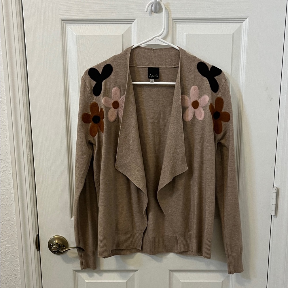 Aaeda Women's Beige Cardigan with Floral Design